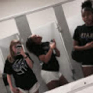 Meet your Posher, Camryn